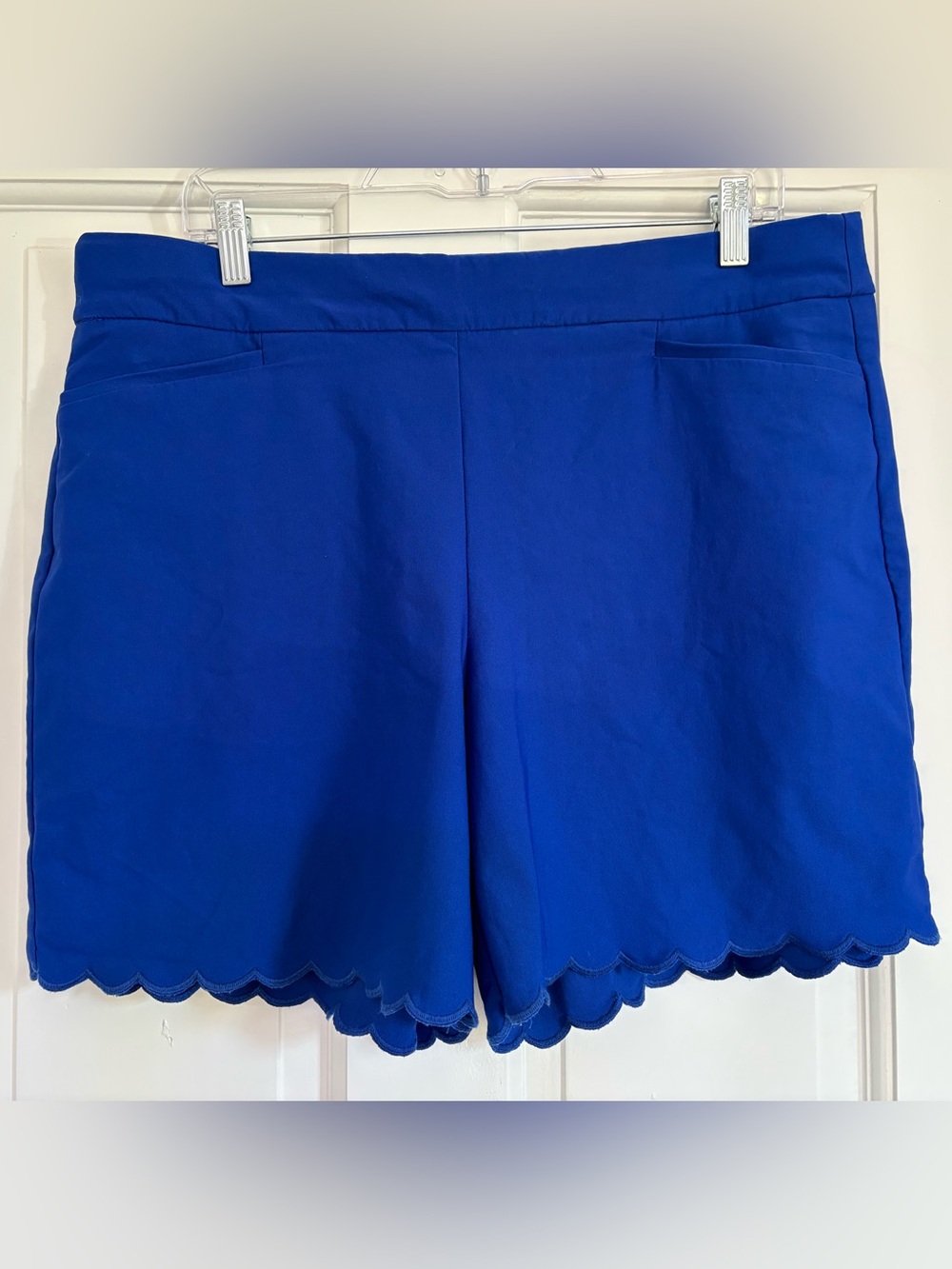 Chicos Shorts Blue Scalloped Hem Pull On Stretch Preppy Coastal Resort Blue 14